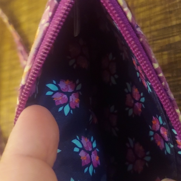 Vera Bradley ID holder & lanyard - Picture 4 of 5